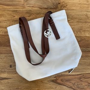 Michael Kors Leather Purse and Dust Bag